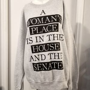 GILDAN | Empowering Feminist Political Sweater - "A Woman's Place" | Size M